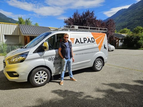 Nouvelle identité visuelle pour Les véhicules d'Alp'Ad