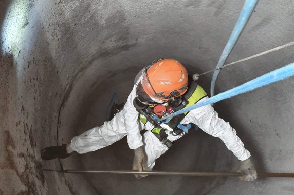 Professionnel pour intervention dans un silo industriel Chambéry et ses environs