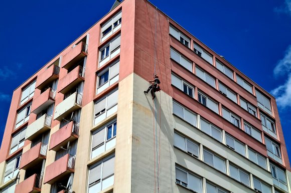 Entretien des façades de vos immeubles à Chambéry et ses alentours